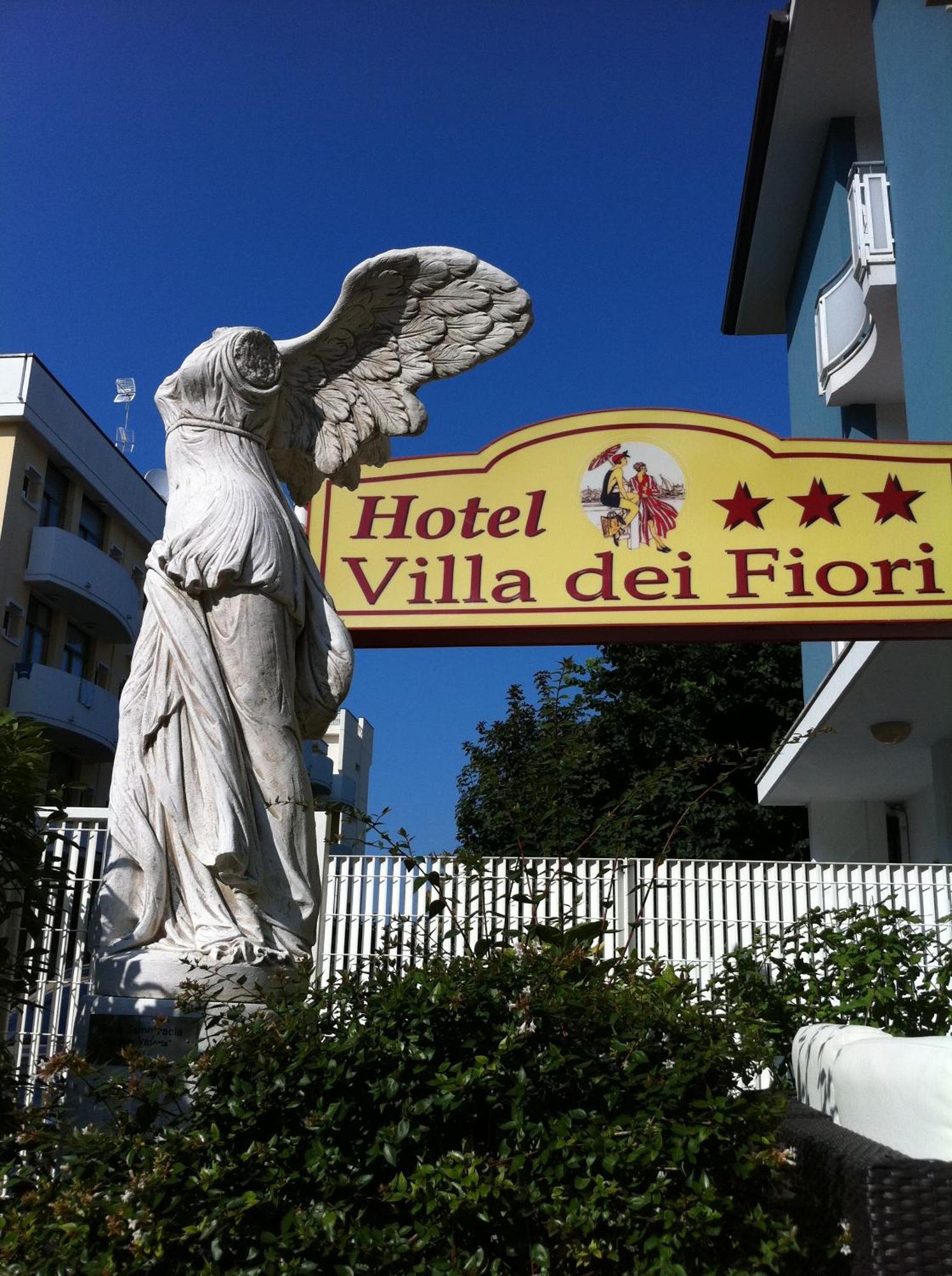 Hotel Villa Dei Fiori - Sul Mare Con Piscina Viserbella di Rimini Екстер'єр фото